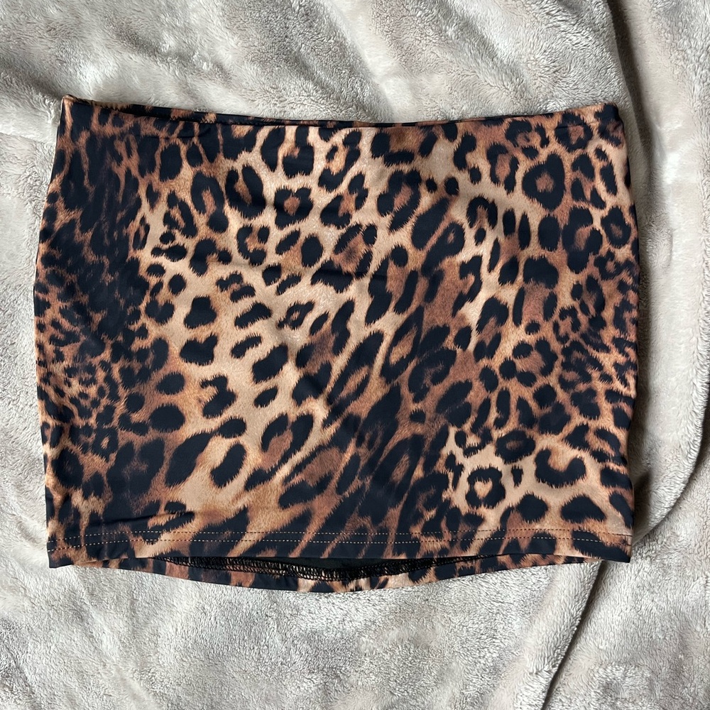 White Fox Boutique Cheetah Print Mini Skirt - Small
